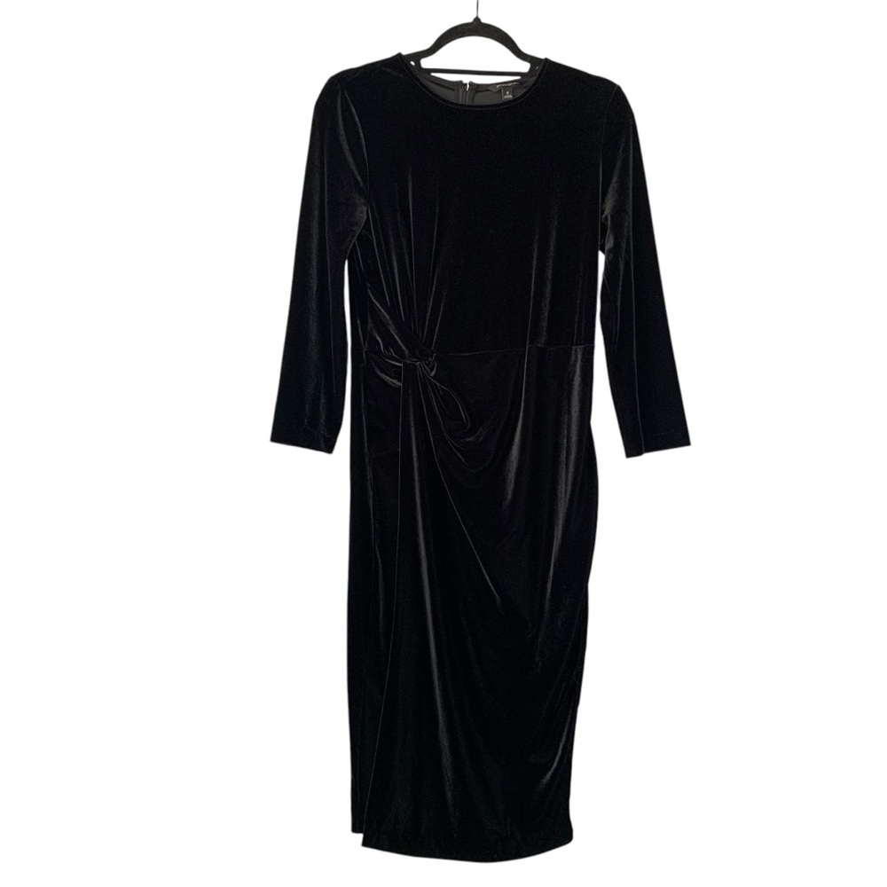 Banana Republic black velvet faux wrap cocktail long sleeve midi dress. Size 8